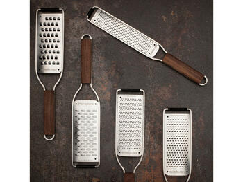 MASTER SERIES  SEHR GROB MICROPLANE INTERNATIONAL GMBH & CO.