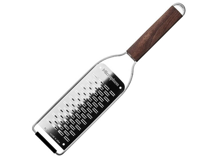 MASTER SERIES MICROPLANE INTERNATIONAL GMBH & CO.