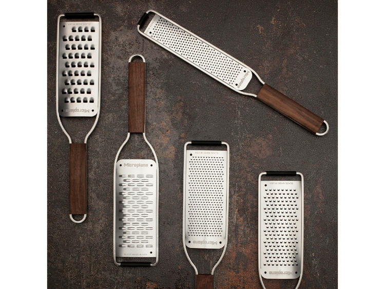 MASTER SERIES  SEHR GROB MICROPLANE INTERNATIONAL GMBH & CO.